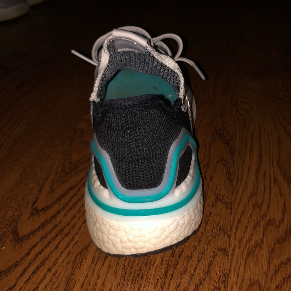 Ultraboost - Picture 3 of 6